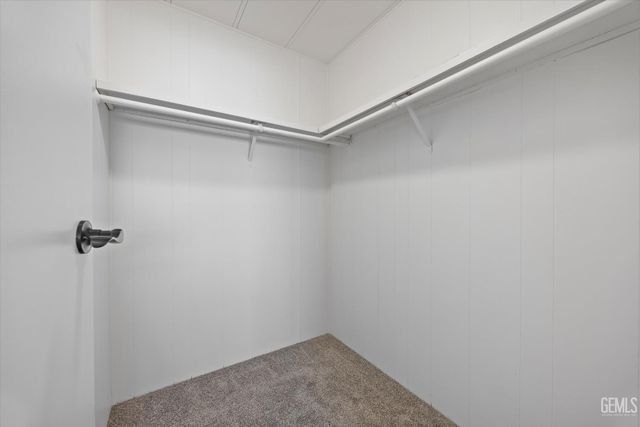 92 Cinnamon Lane, Bakersfield, CA 93308