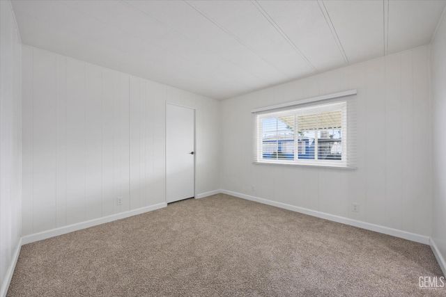 92 Cinnamon Lane, Bakersfield, CA 93308