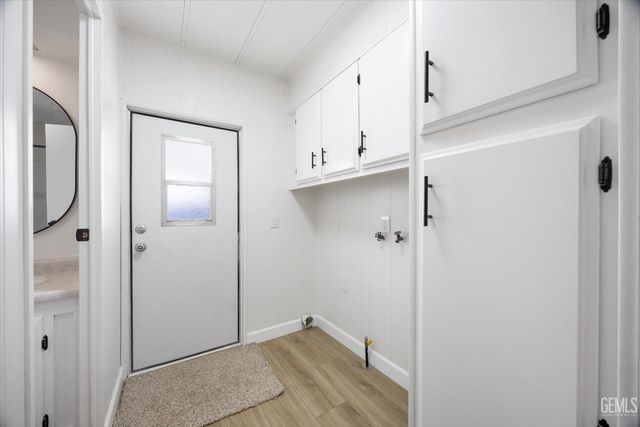 92 Cinnamon Lane, Bakersfield, CA 93308