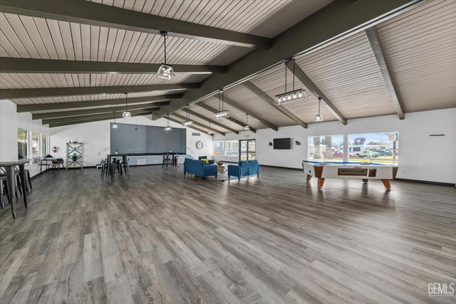 92 Cinnamon Lane, Bakersfield, CA 93308