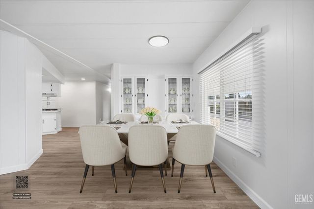 92 Cinnamon Lane, Bakersfield, CA 93308