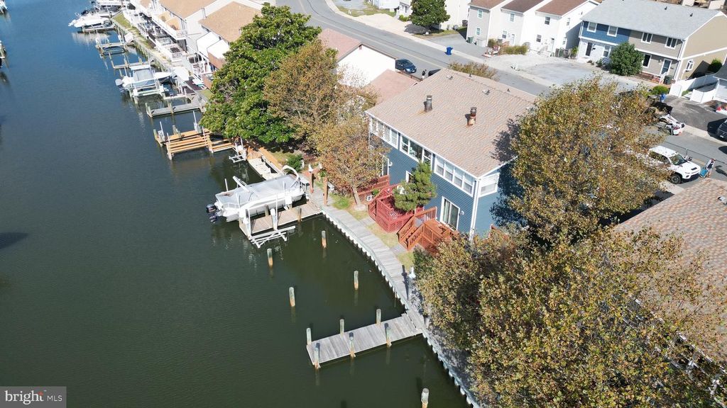 135-8 NEWPORT BAY DR #8, Ocean City, MD 21842