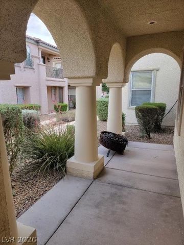 11929 KINGFISHER DAISY Court, Las Vegas, NV 89138