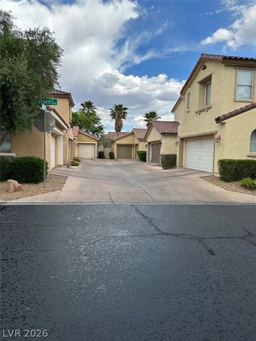 11929 KINGFISHER DAISY Court, Las Vegas, NV 89138