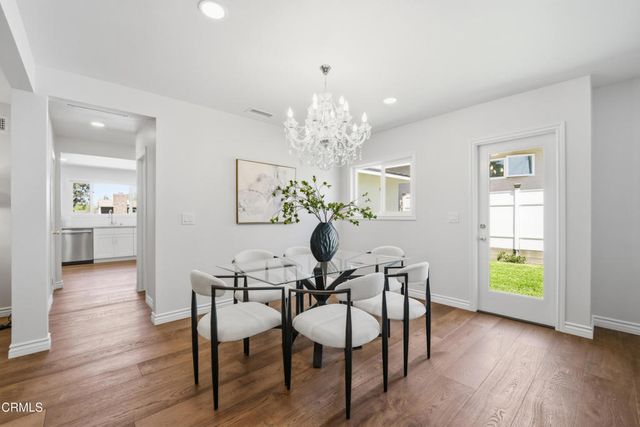 960 Crestview Drive, Pasadena, CA 91107