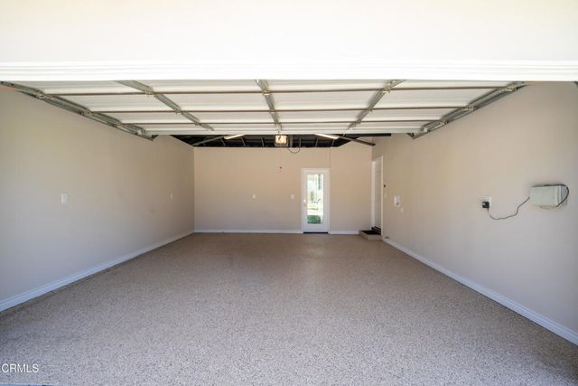 960 Crestview Drive, Pasadena, CA 91107