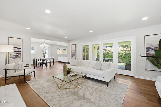 960 Crestview Drive, Pasadena, CA 91107