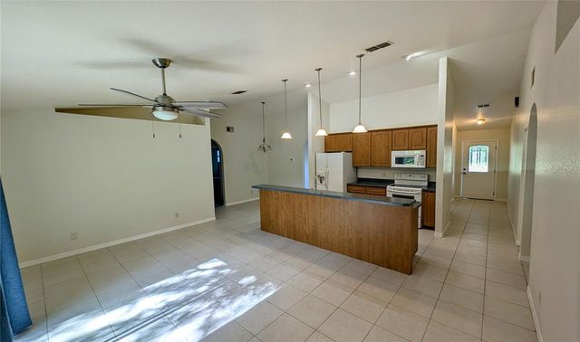 4023 N EAGLE NEST POINT, Crystal River, FL 34428