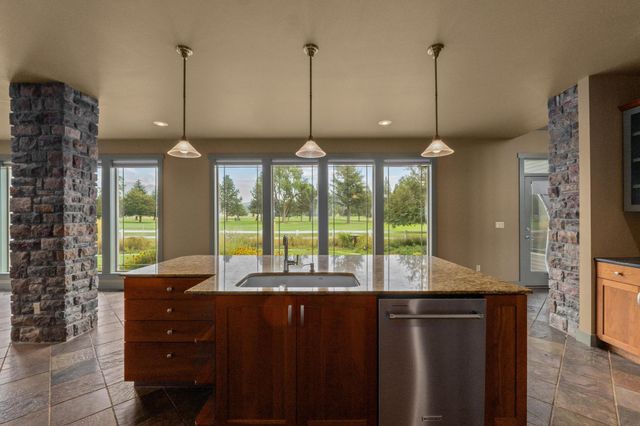 1900 Tamarack St, Colville, WA 99114