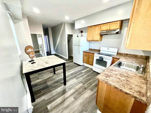 3063 N FRONT ST, Philadelphia, PA 19133