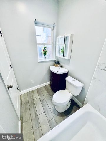 3063 N FRONT ST, Philadelphia, PA 19133