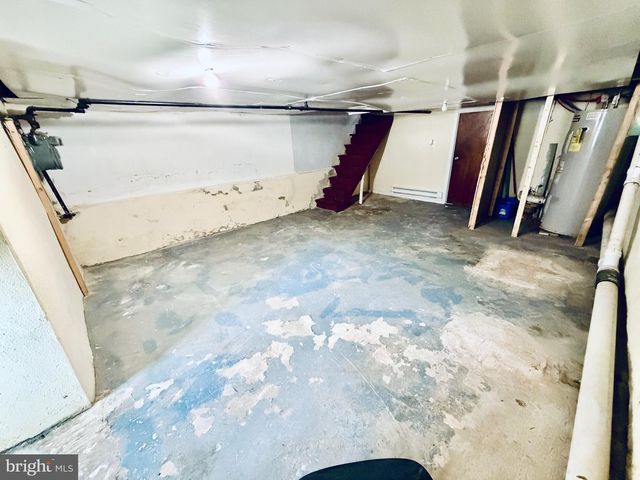 3063 N FRONT ST, Philadelphia, PA 19133