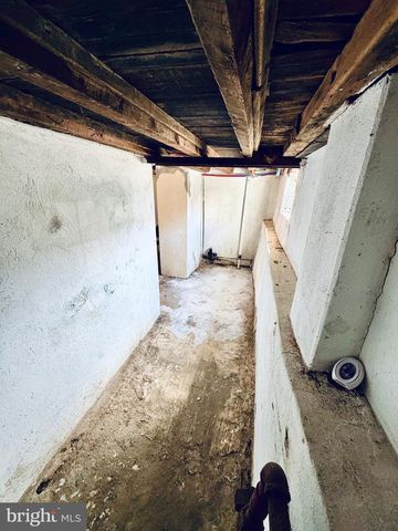 3063 N FRONT ST, Philadelphia, PA 19133