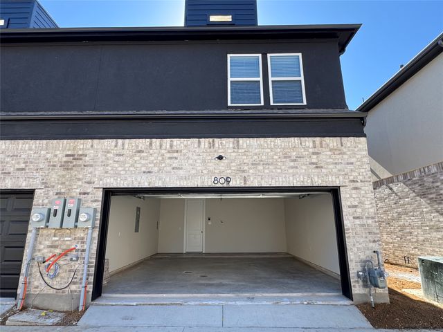 809 Meadowcrest Drive, Plano, TX 75075