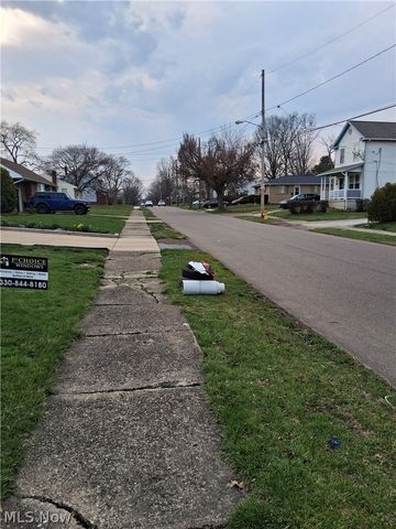 944 Donald Avenue, Akron, OH 44306