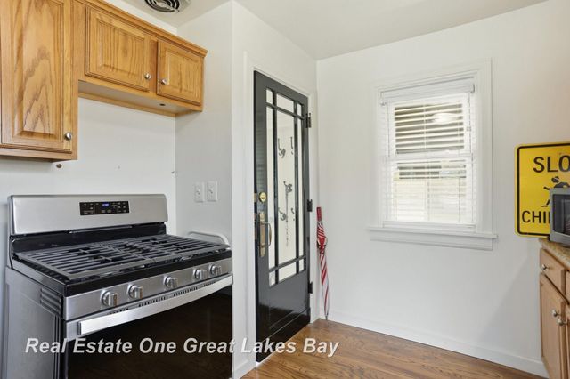 1835 Hemmeter Road, Saginaw, MI 48638