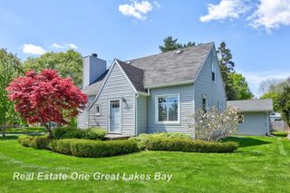 1835 Hemmeter Road, Saginaw, MI 48638