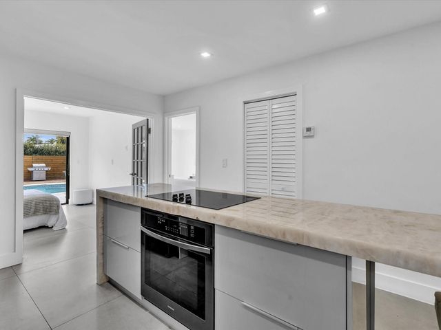 1446 Polk Street, Hollywood, FL 33020