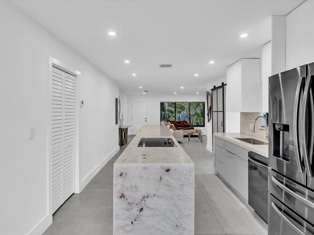 1446 Polk Street, Hollywood, FL 33020