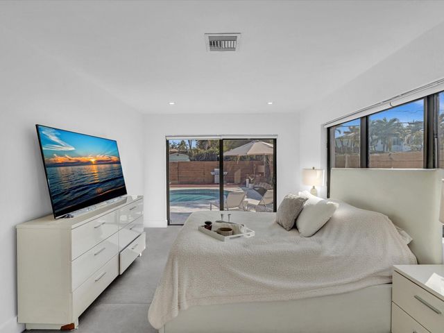 1446 Polk Street, Hollywood, FL 33020