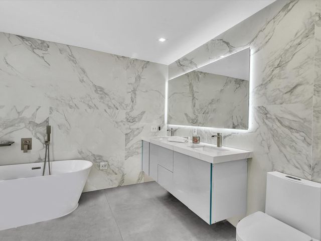 1446 Polk Street, Hollywood, FL 33020