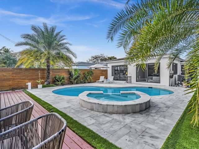 1446 Polk Street, Hollywood, FL 33020