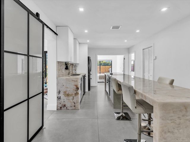 1446 Polk Street, Hollywood, FL 33020