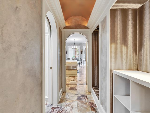 2819 Cedar Woods Place, Houston, TX 77068