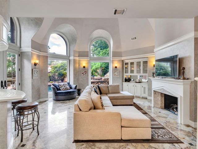 2819 Cedar Woods Place, Houston, TX 77068