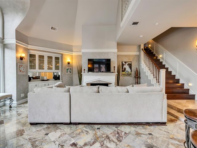 2819 Cedar Woods Place, Houston, TX 77068