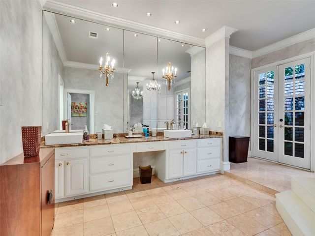 2819 Cedar Woods Place, Houston, TX 77068