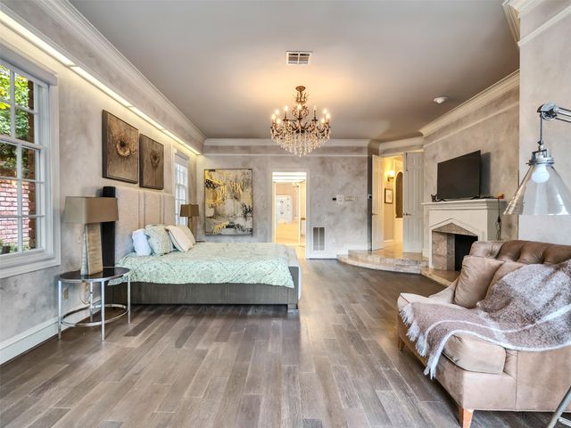 2819 Cedar Woods Place, Houston, TX 77068