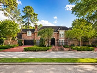 2819 Cedar Woods Place, Houston, TX 77068
