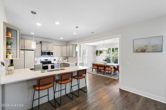 426 Grandview Drive, Hampstead, NC 28443