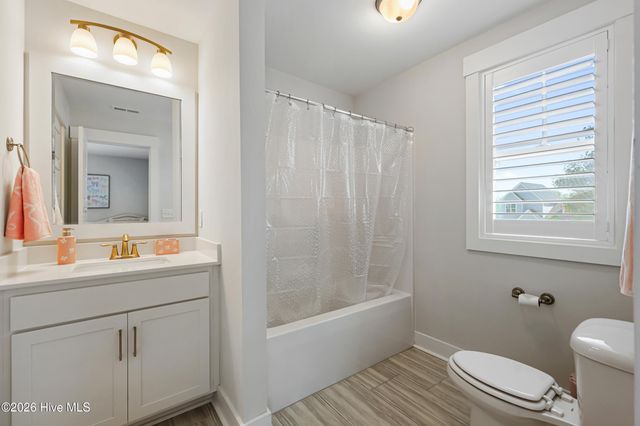 426 Grandview Drive, Hampstead, NC 28443