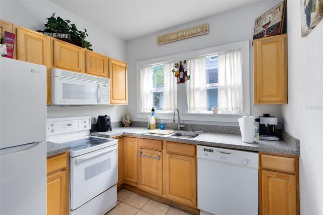 1415 E AMELIA STREET, Orlando, FL 32803