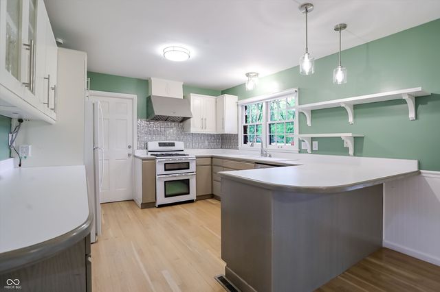 3301 Melbourne Circle, Indianapolis, IN 46228