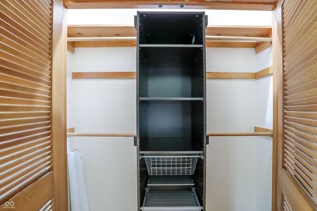 3301 Melbourne Circle, Indianapolis, IN 46228