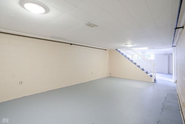 3301 Melbourne Circle, Indianapolis, IN 46228