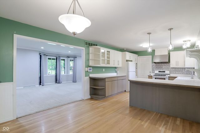 3301 Melbourne Circle, Indianapolis, IN 46228