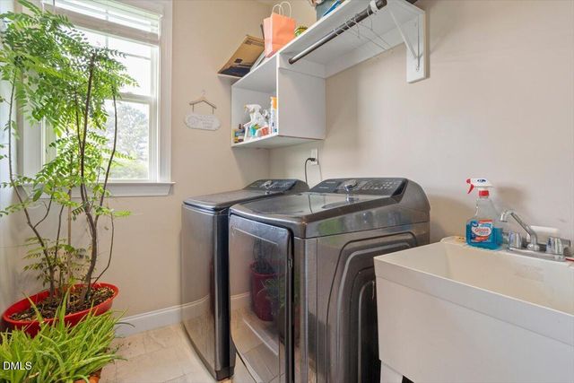 1276 Dairy Glen Drive, Fuquay Varina, NC 27526