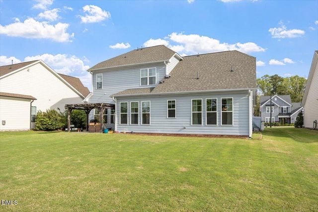 1276 Dairy Glen Drive, Fuquay Varina, NC 27526