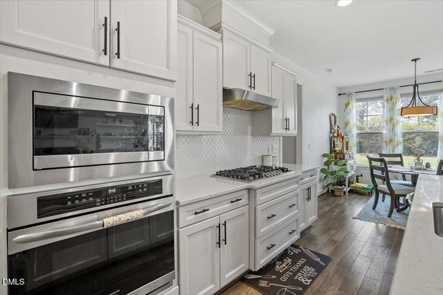 1276 Dairy Glen Drive, Fuquay Varina, NC 27526