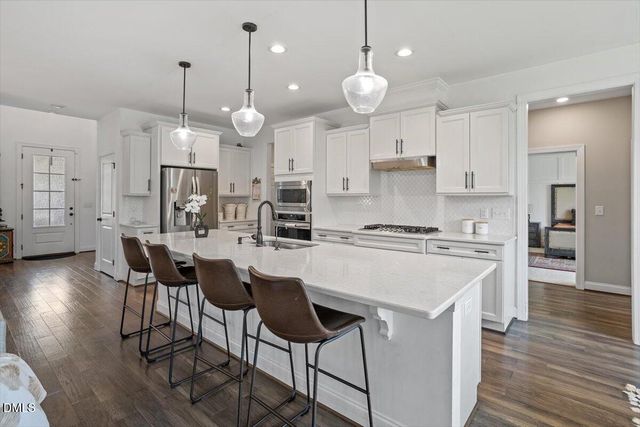 1276 Dairy Glen Drive, Fuquay Varina, NC 27526