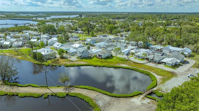 13 OAK STREET, Bradenton, FL 34208