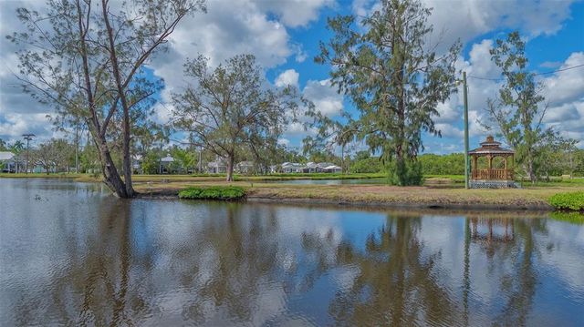 13 OAK STREET, Bradenton, FL 34208