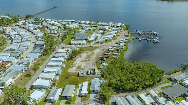 13 OAK STREET, Bradenton, FL 34208