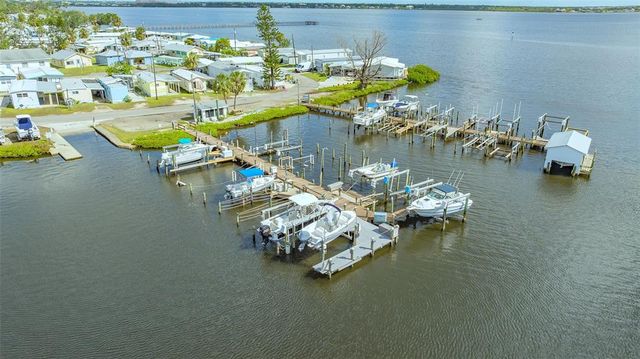 13 OAK STREET, Bradenton, FL 34208