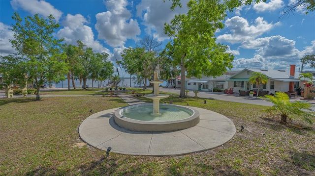 13 OAK STREET, Bradenton, FL 34208
