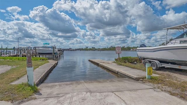 13 OAK STREET, Bradenton, FL 34208